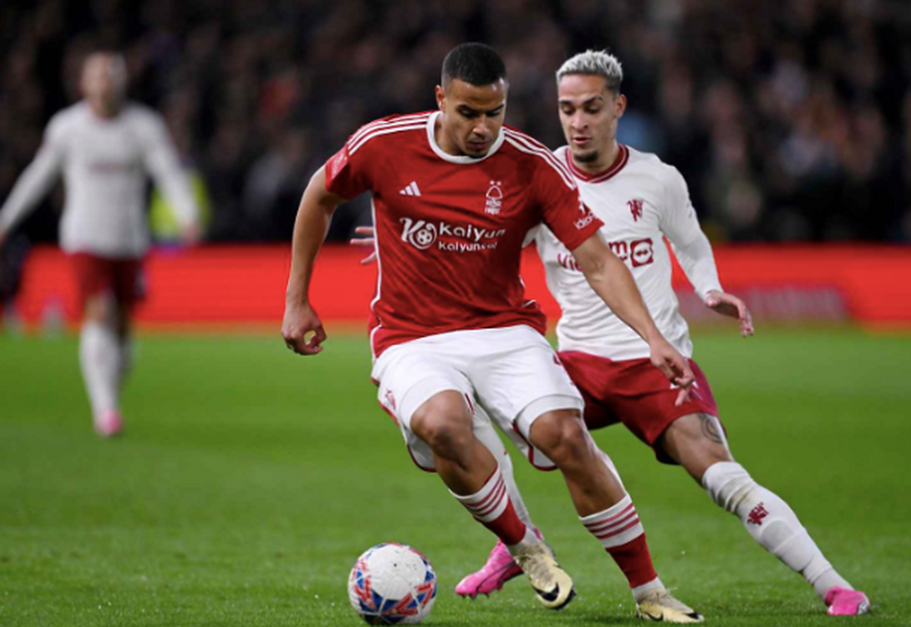 开云体育官网-Rookie连续五场比赛得分超过出色发挥，利物浦不断突破！赢得满堂喝彩-开云体育官网